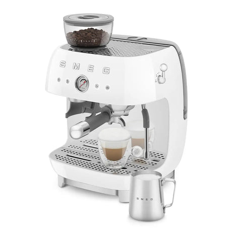 SMEG EGF03WHEU, Espressomaschine, 2,4 l, Gemahlener Kaffee, Eingebautes Mahlwerk, 1650 W, Weiß Handy24- Handy24