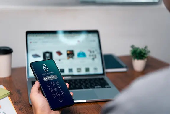 2-Faktor-Authentifizierung: So ziehst du deinen Authenticator um Shop name