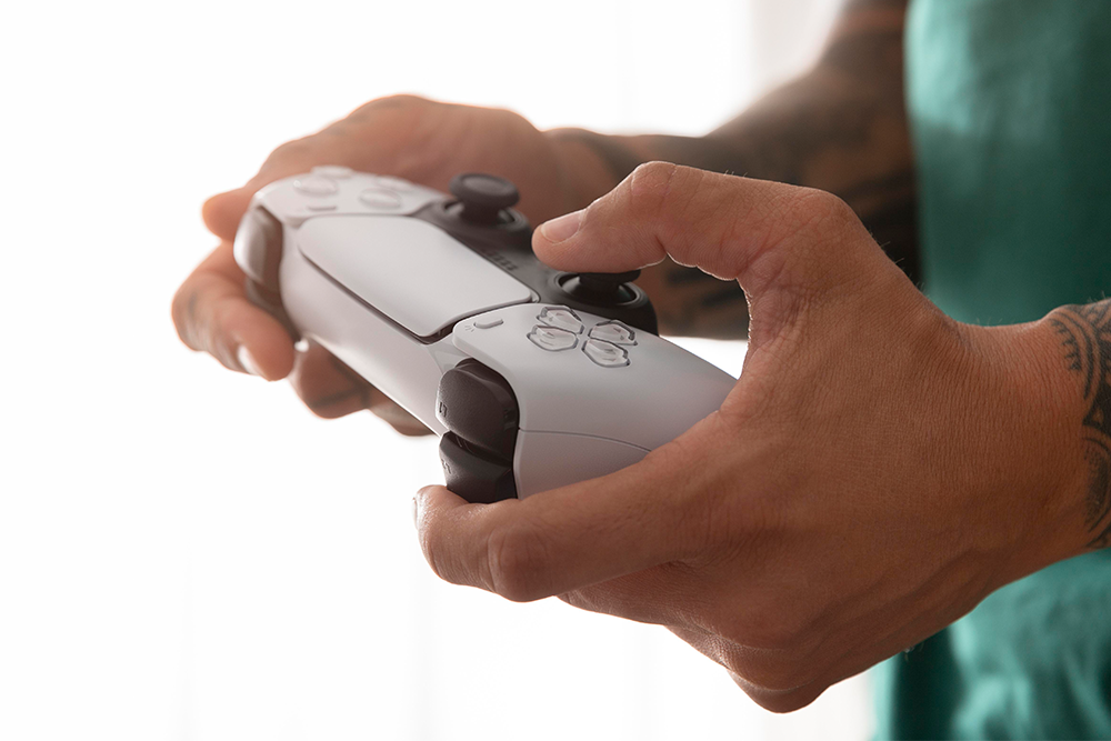 DualSense per Bluetooth verbinden - PS5-Controller mit PC, Android & iPhone koppeln