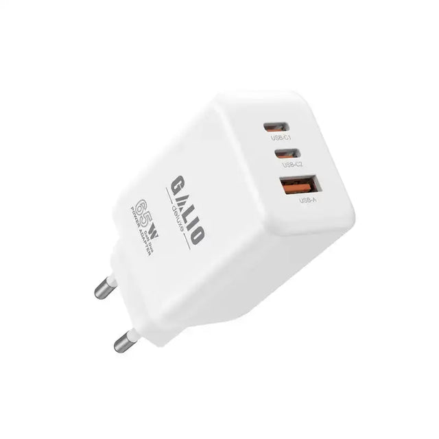 65 Watt 2x USB-C+ 1x USB-A Travel Adapter Von Galio